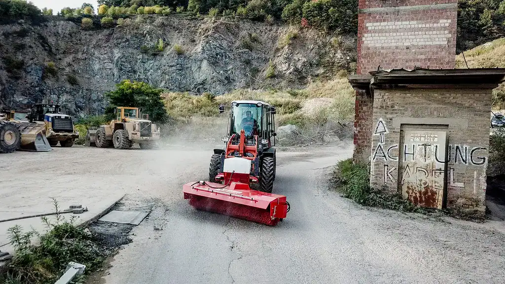 Freikehrende Kehrmaschine Grünig GSW